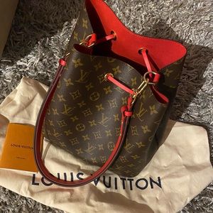 Authentic Louis Vuitton Neonoe MM Bag